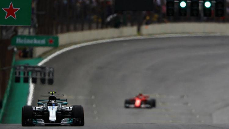 Valtteri Bottas di Depan Vettel. - INDOSPORT