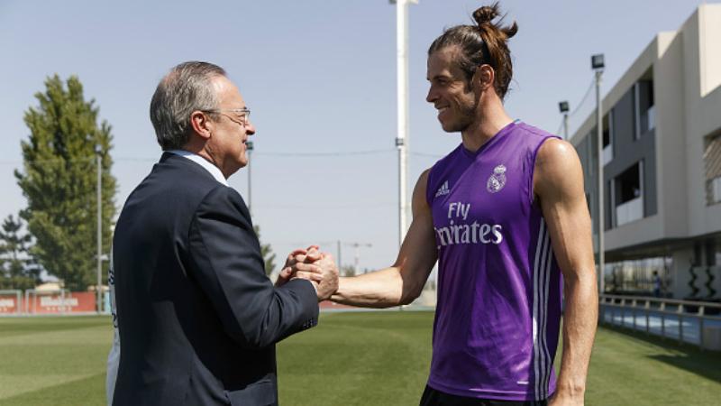 Gareth Bale dan Florentino Perez. Copyright: Getty Images