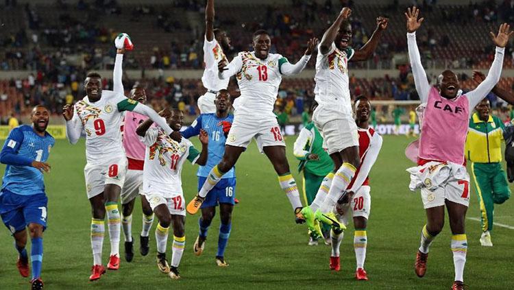 Selebrasi para pemain Senegal setelah memastikan lolos ke Piala Dunia 2018. Copyright: Reuters