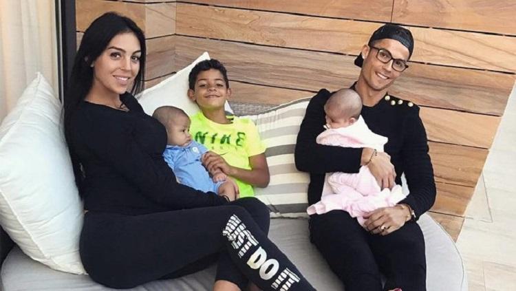 Georgina Rodriguez, Christiano Ronaldo, Christiano Jr, Eva and Mateo Copyright: Internet