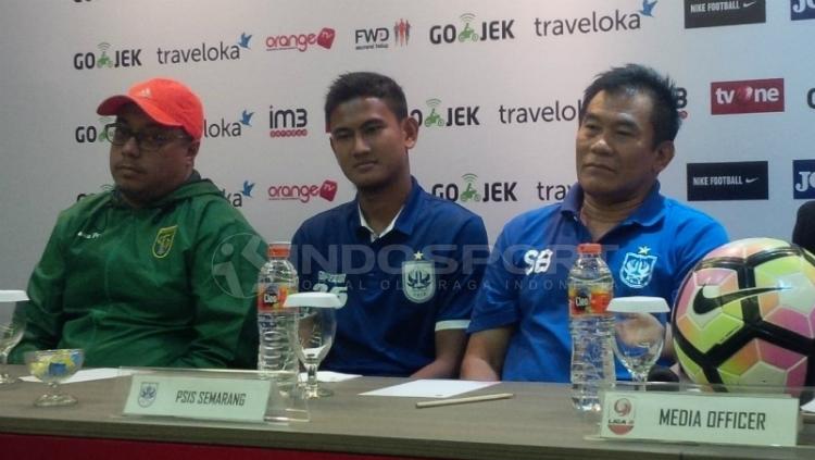 Konferensi pers Persebaya Surabaya. Copyright: Arif Rahman/INDOSPORT