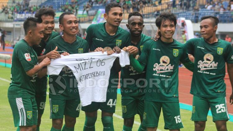 Aksi selebrasi pemain Persebaya Surabaya.