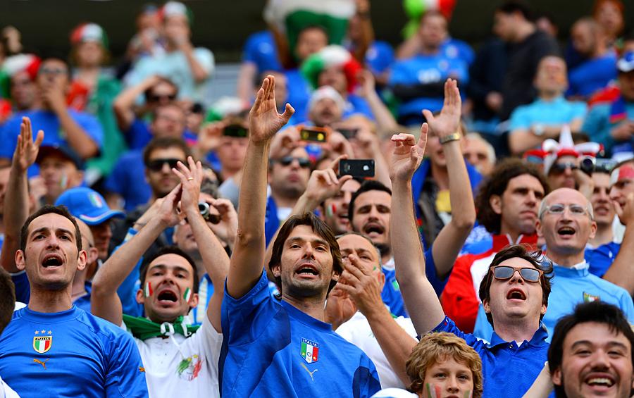 Fans Italia di Euro 2016 Copyright: SatuPedia