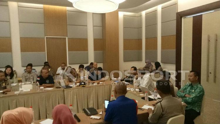 Rapat untuk membahas alat pendetksi nuklir di Jakabaring Copyright: INDOSPORT