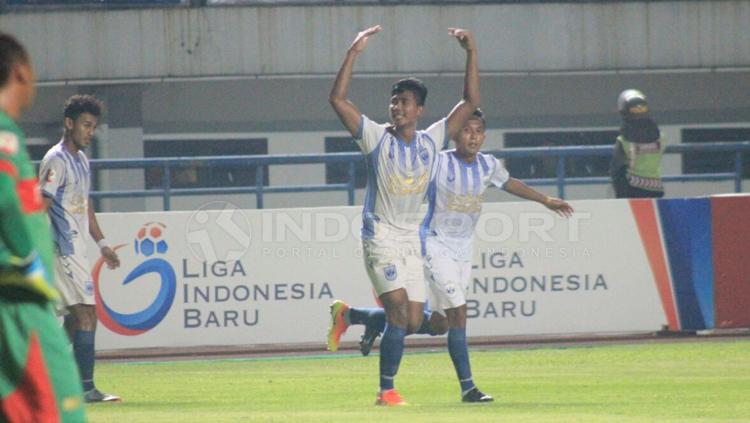 Selebrasi pemain PSIS Semarang. Copyright: Arif Rahman/INDOSPORT