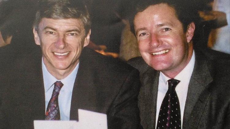 Arsene Wenger (dikanan) dan Piers Morgan Copyright: Twitter@piersmorgan