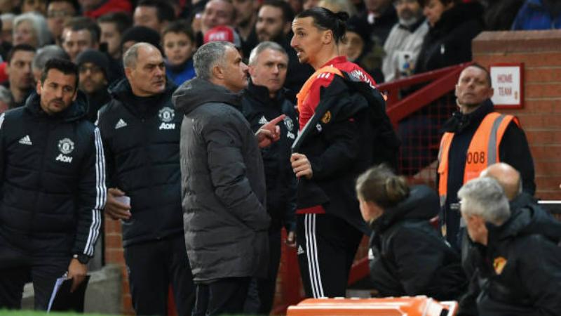 Zlatan Ibrahimovic dan Jose Mourinho di pertandingan vs Newcastle United.