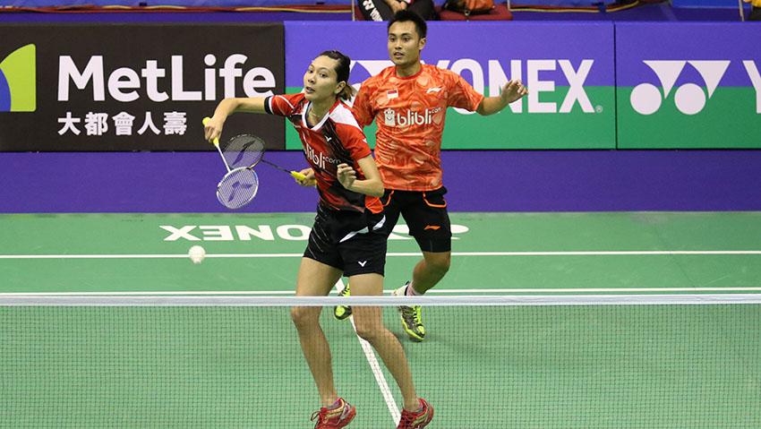 Hafiz Faisal dan Gloria Emanuelle Widjaja