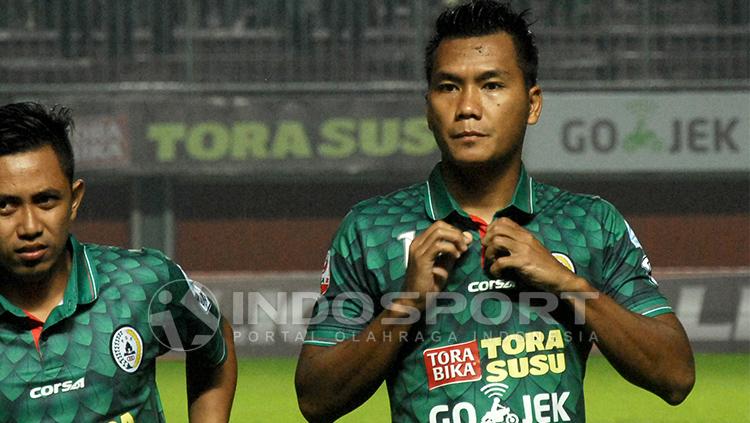 Riski Novriansyah masih ingin membela PSS di musim depan. Copyright: Indosport/Prima P