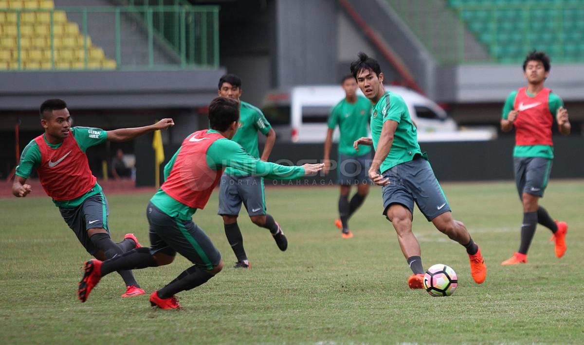 Suasana latihan Timnas Indonesia jelang lawan Guyana.