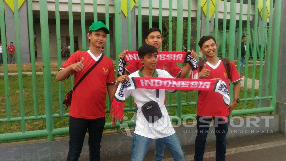 Suporter Timnas Indonesia Copyright: Zainal Hasan/Indosport/com