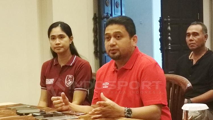 CEO PSM Makassar, Munafri Arifuddin dalam jumpa pers penambahan kontrok Robert Rene Alberts. Copyright: Muhammad Nur Basri/INDOSPORT