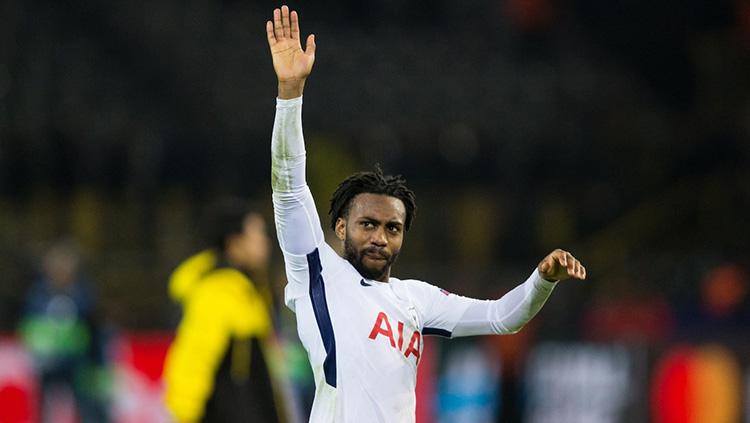 Spekulasi bakal hengkangnya Danny Rose ke Man United semakin menguat. Copyright: GI