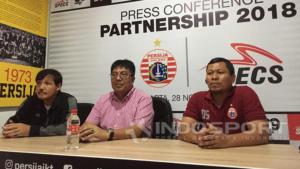 Konferensi Pers Persija Copyright: Wildan Hamdani/Indosport.com