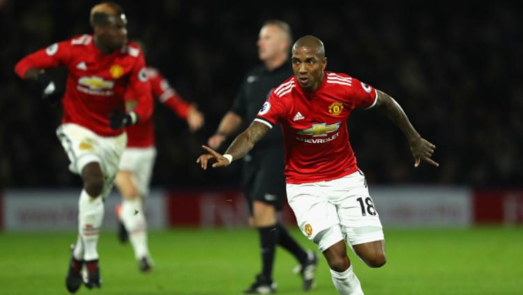 Ashley Young melakukan selebrasi usai mencetak gol. Copyright: INDOSPORT