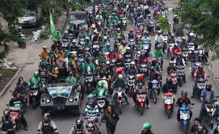 Ribuan Bonek merayakan gelar juara Persebaya Copyright: Emosi Jiwaku