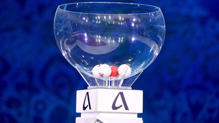 Prosesi pengundian grup Piala Dunia.