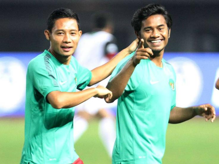 Evan Dimas dan Ilham Udin Armaiyn resmi ke Selangor FA. Copyright: Instagram/Ilham Udin Armayin