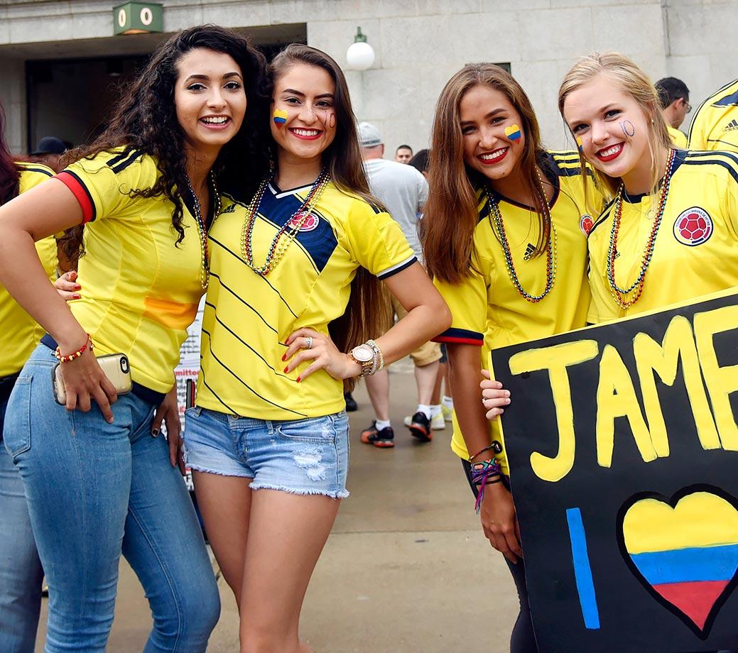 Suporter wanita Kolombia yang terkenal cantik Copyright: SI.com