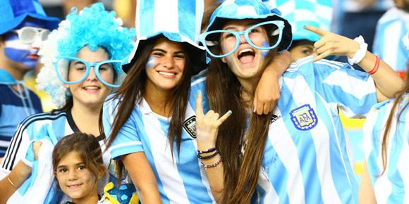 Fans Cantik Timnas Argentina Copyright: bola.net