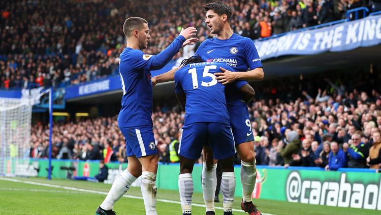 Selebrasi gol Alvaro Morata bersama Hazard dan Moses Copyright: Internet