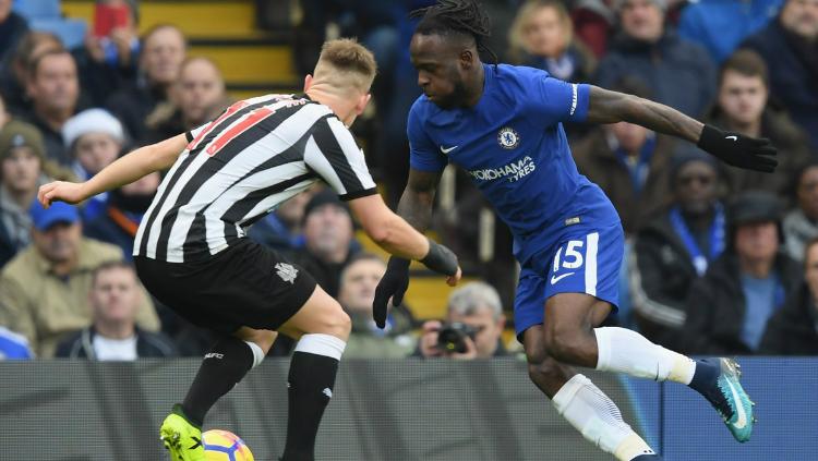 Victor Moses saat laga menghadapi Newcastle United Copyright: Internet