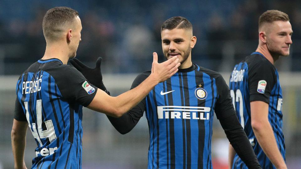 Selebrasi pemain inter usai laga lawan Chievo. Copyright: Getty Images