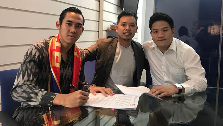 Ryuji Utomo resmi bergabung dengan klub Thailand. Copyright: Istimewa