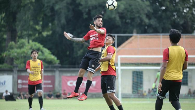 Sesi Latihan Bali United. Copyright: baliutd.com