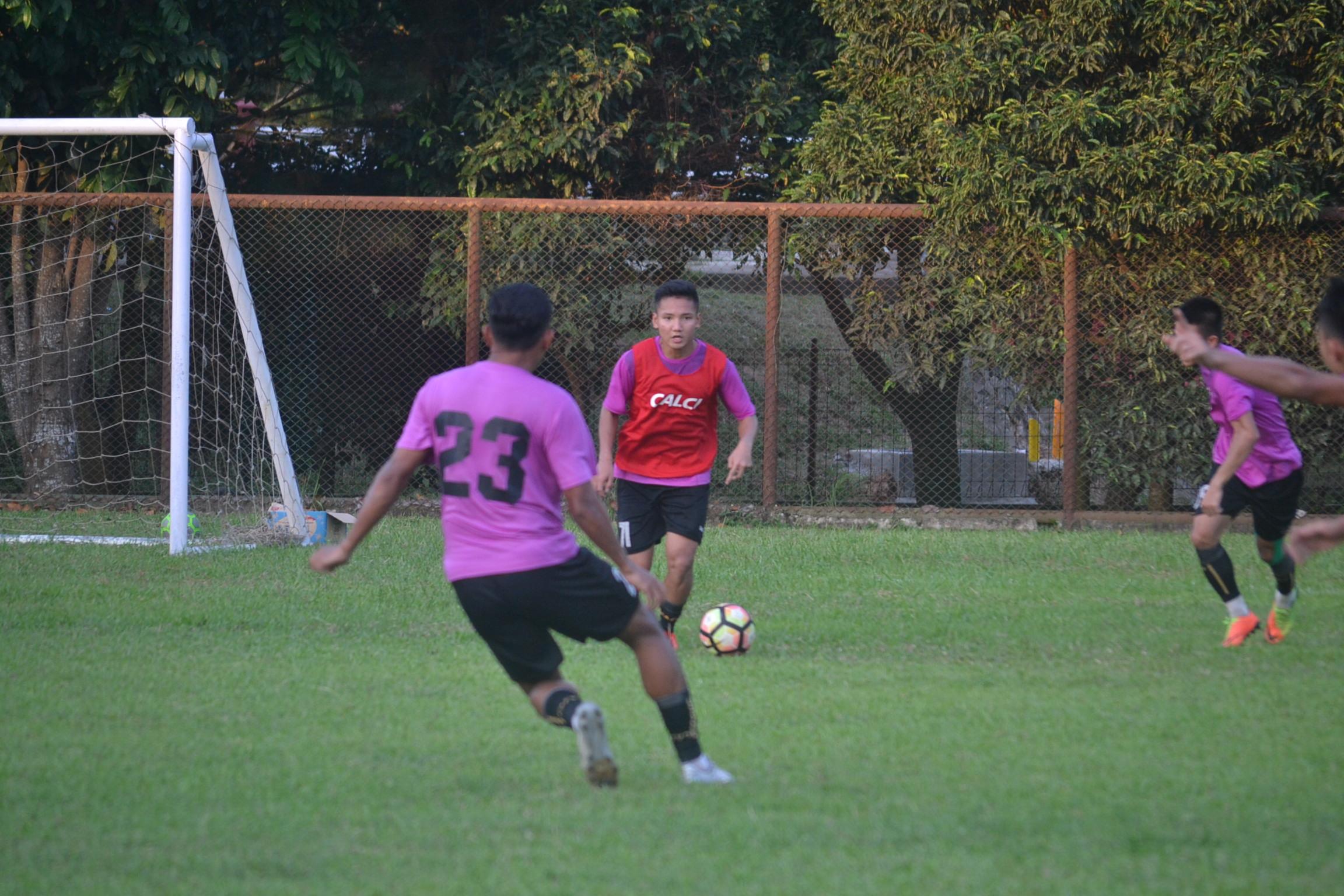 Latihan Tim Srwijaya FC Copyright: INDOSPORT