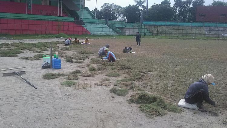 Kondisi terkini Stadion Teladan setelah tergenang air. Copyright: Kesuma Ramadhan/INDOSPORT