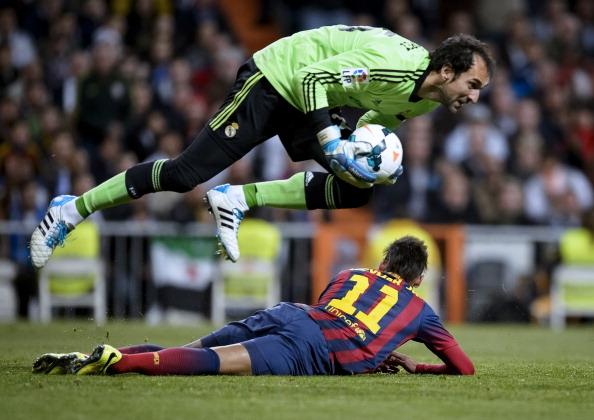 Diego Lopez saat masih membela Real Madrid. Copyright: INDOSPORT