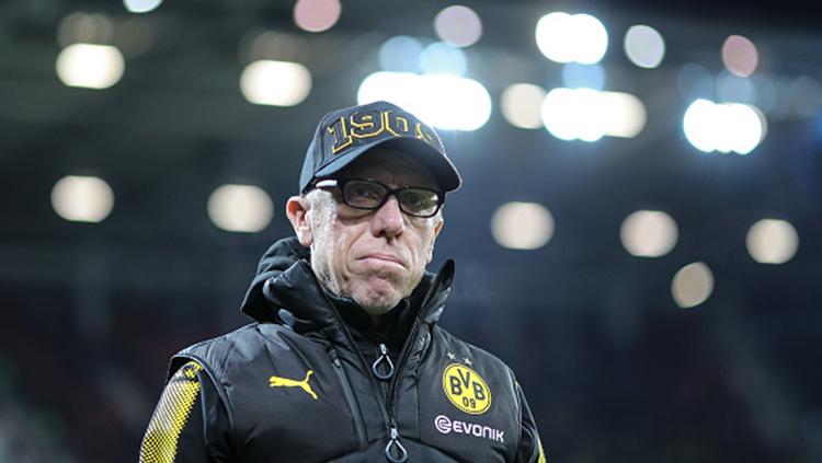 Pelatih Borussia Dortmund, Peter Stoeger. Copyright: INDOSPORT