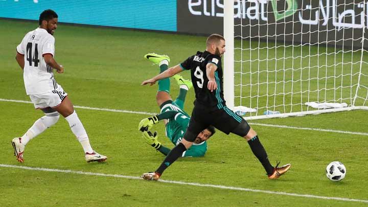 Karim Benzema gagal memanfaatkan peluang emas saat lawan Al-Jazira. Copyright: Reuters