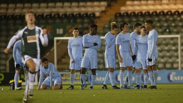 Manchester City Junior saat kalah dari Plymouth di Piala FA Copyright: INDOSPORT
