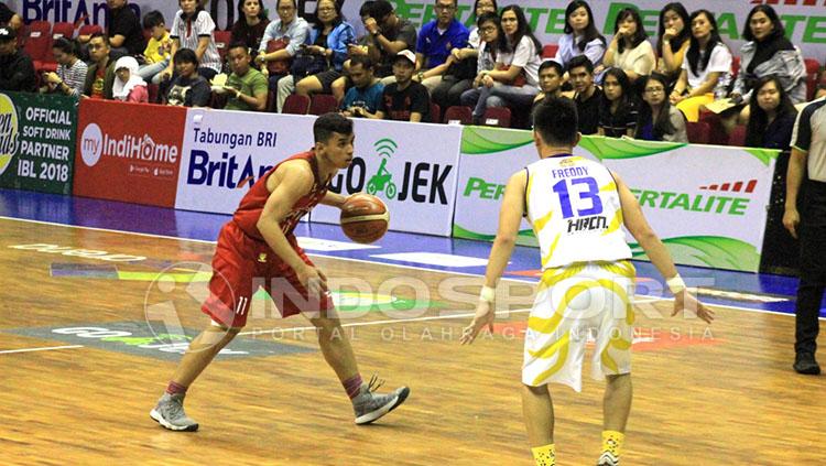 Garuda Bandung vs Siliwangi Bandung. Copyright: INDOSPORT/Arif Rahman