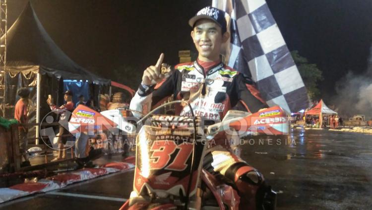 Gerry Salim saat juara di Trial Game Asphalt 2017 Copyright: Ian Setiawan/INDOSPORT