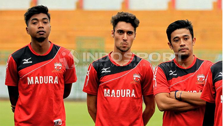 Kevin Scheunemann ikuti trial di Madura United.