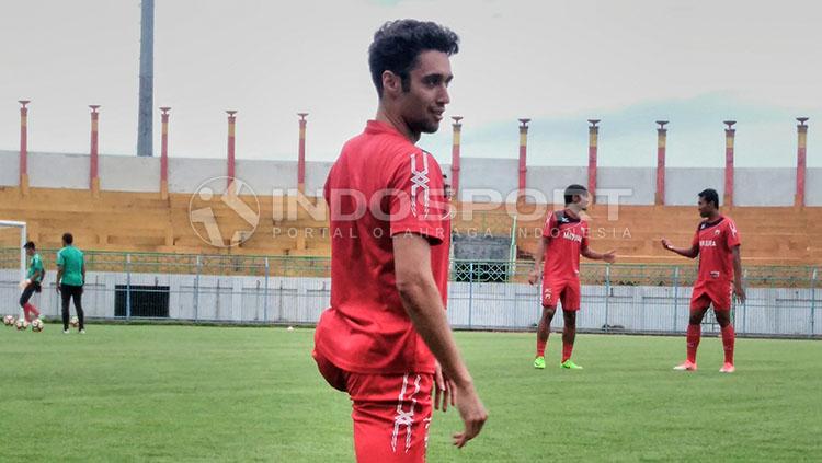 Kevin Scheunemann saat trial di latihan Madura United.