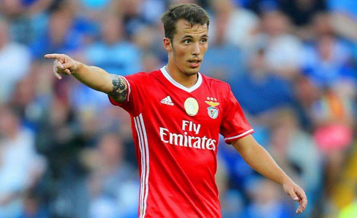 Bintang Benfica, Alex Grimaldo Copyright: tribuna.com