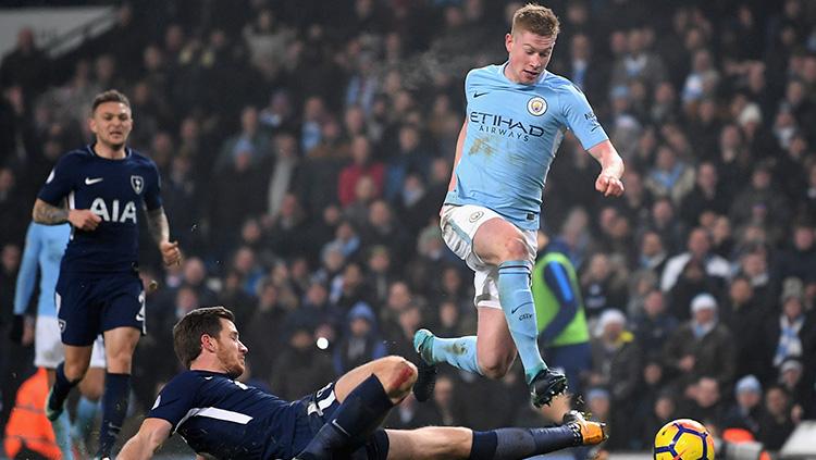 Kevin De Bruyne di laga melawan Tottenham Hotspur. Copyright: INDOSPORT