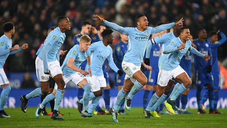 Selebrasi skuat Manchester City usai memastikan diri lolos ke semifinal Carabao Cup. Copyright: INDOSPORT