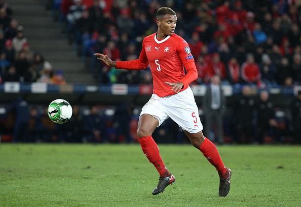 Manuel Akanji saat membela Timnas Swiss. Copyright: INDOSPORT