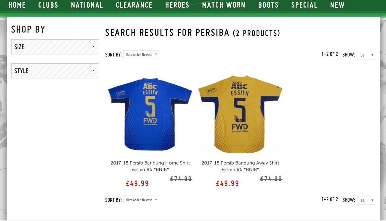 Jersey Essien di toko online Inggris. Copyright: classicfootballshirts.co.uk