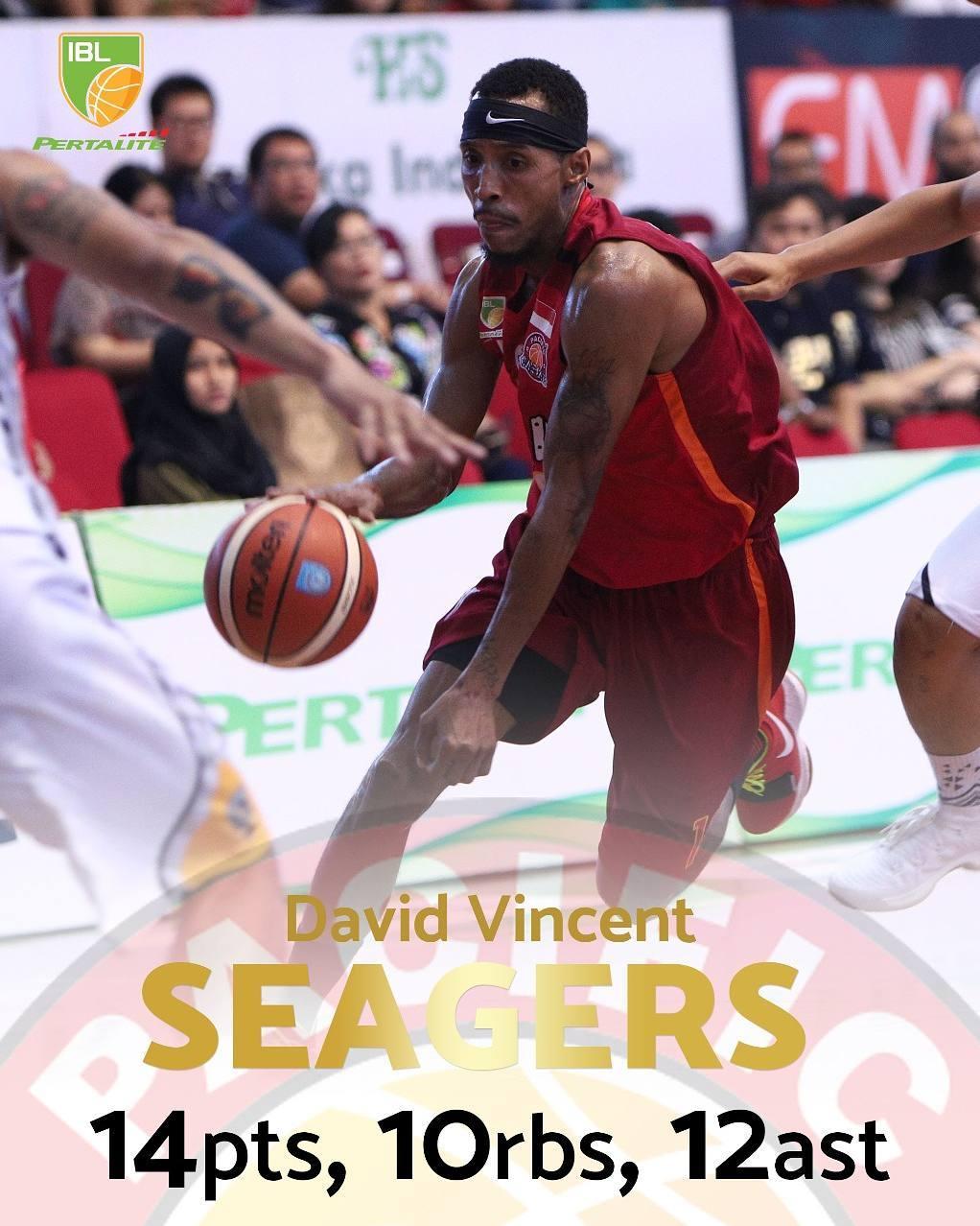 David Vincent Seagers raih triple-double. Copyright: Instagram IBL