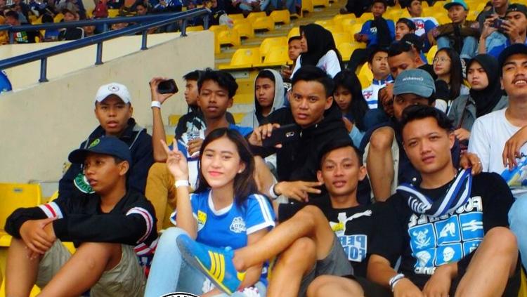 Riska Endayati Putri, bobotoh cantik asal Tangerang. Copyright: Dokumen Pribadi