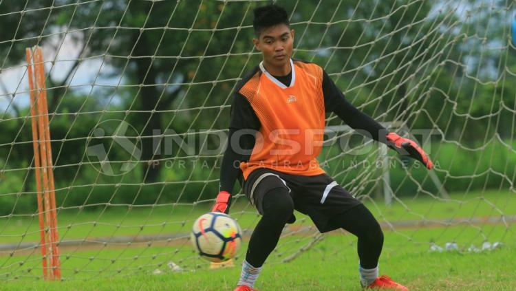 Kurniawan Kartika Aji. saat latihan bersama Arema FC Copyright: Ian Setiawan/INDOSPORT