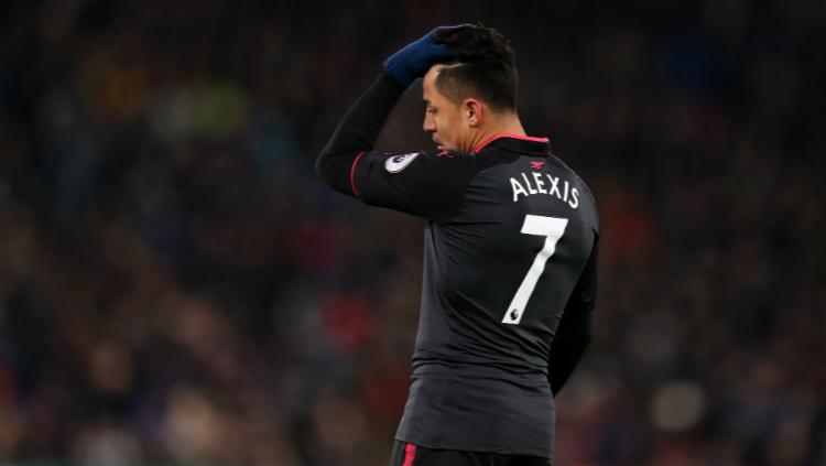 Alexis Sanchez saat menghadapi Crystal Palace Copyright: INDOSPORT