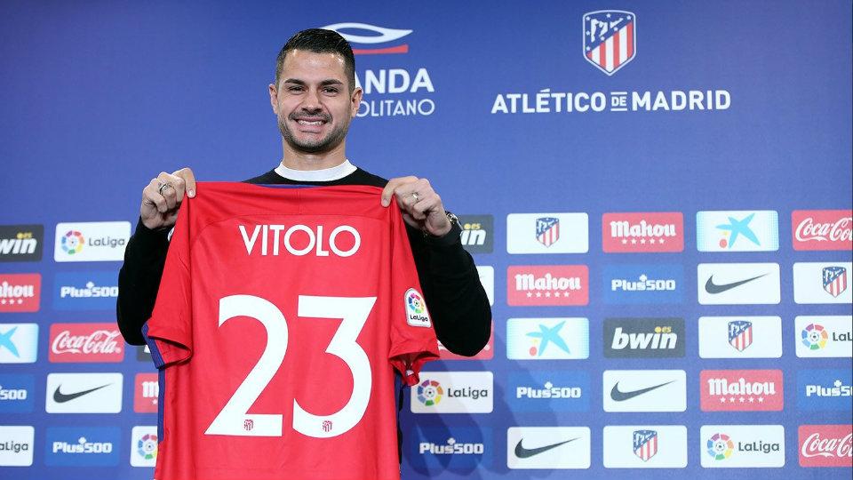 Vitolo diperkenalkan Atletico Madrid. Copyright: Twitter