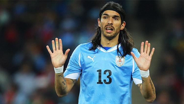 Sebastian Abreu saat membela Timnas Uruguay.